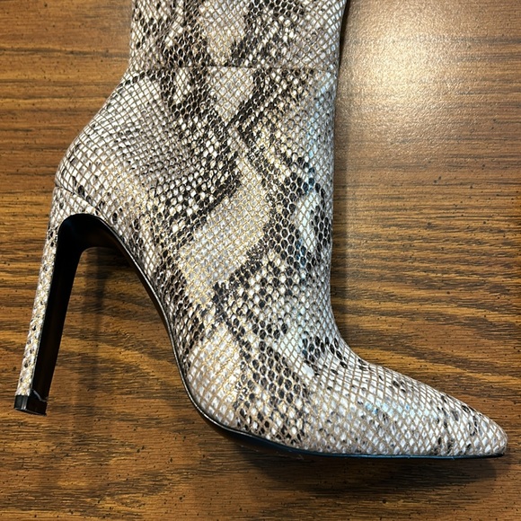 House of CB Snakeskin Pattern Over-the-Knee Boots - Picture 6 of 16
